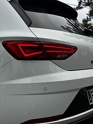 SEAT Leon Cupra 300 – 2.0 TSI 300 ch  — photo 5