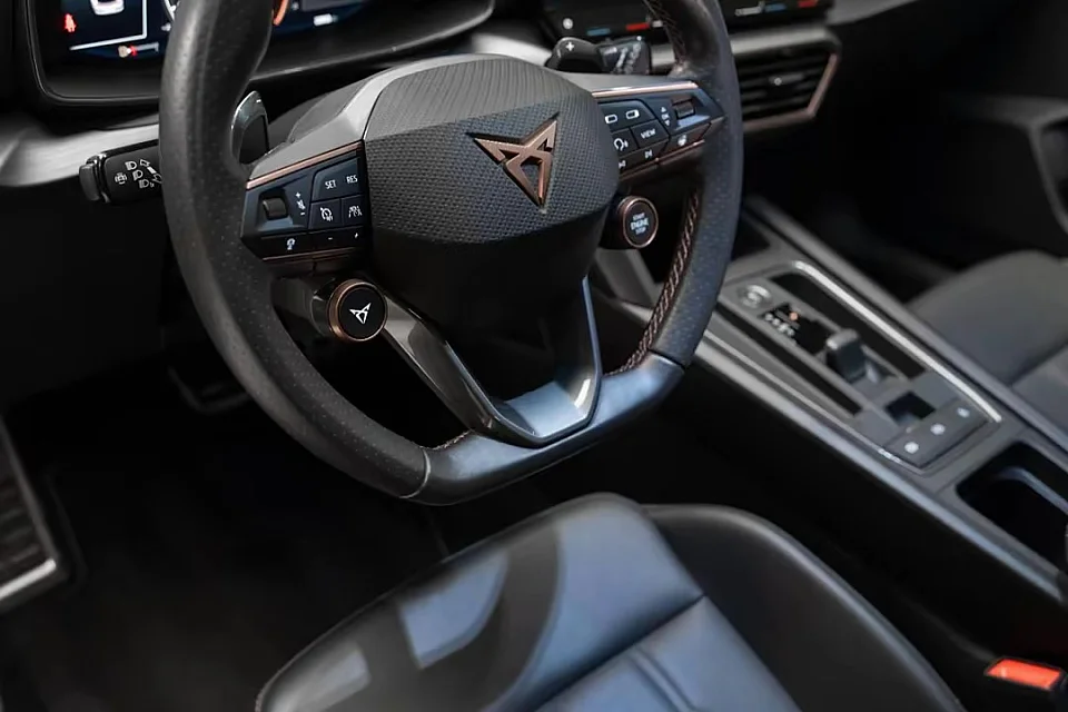 CUPRA FORMENTOR VZ5 — photo 15