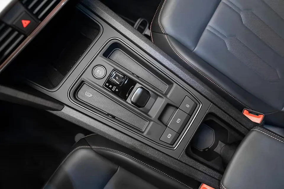 CUPRA FORMENTOR VZ5 — photo 18