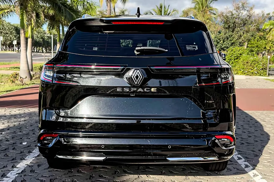 RENAULT ESPACE E-TECH  — photo 4