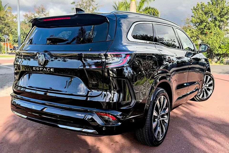 RENAULT ESPACE E-TECH  — photo 5