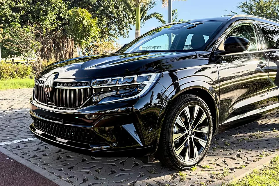 RENAULT ESPACE E-TECH  — photo 16