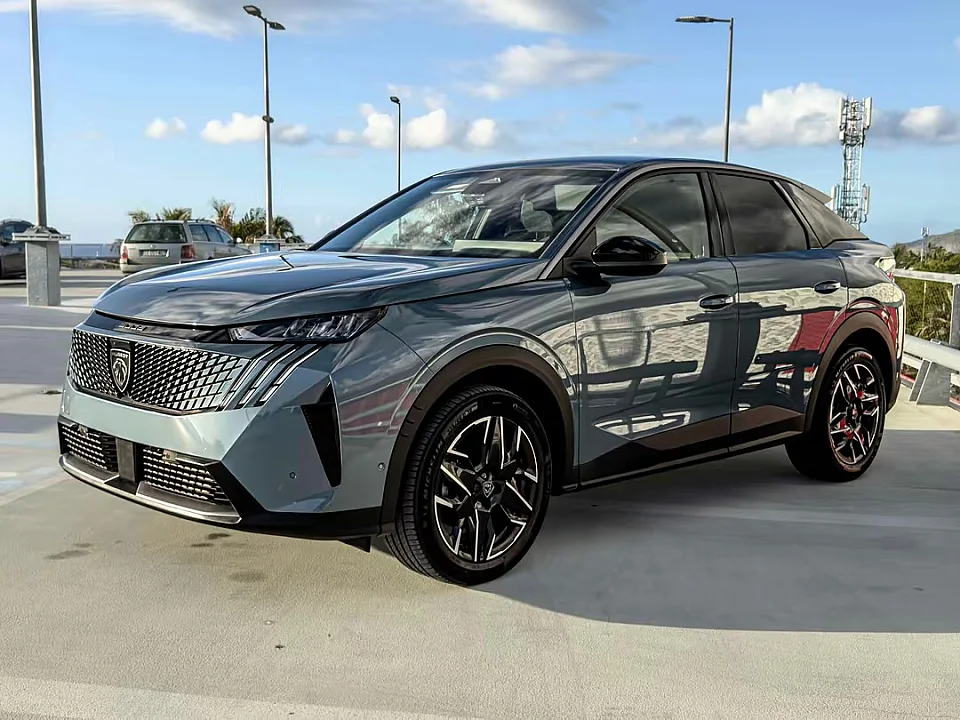 Peugeot 3008 Allure  — photo 3