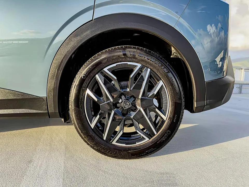 Peugeot 3008 Allure  — photo 9