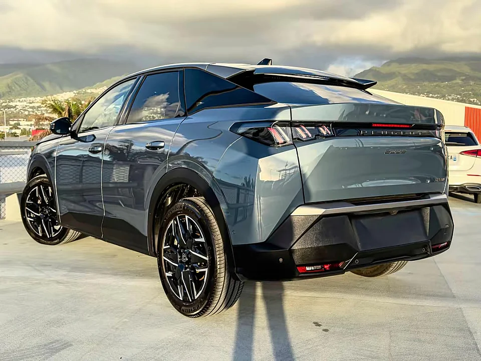 Peugeot 3008 Allure  — photo 11