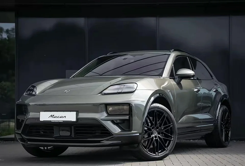 PORSCHE MACAN TURBO — photo 1