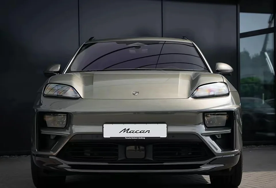 PORSCHE MACAN TURBO — photo 10