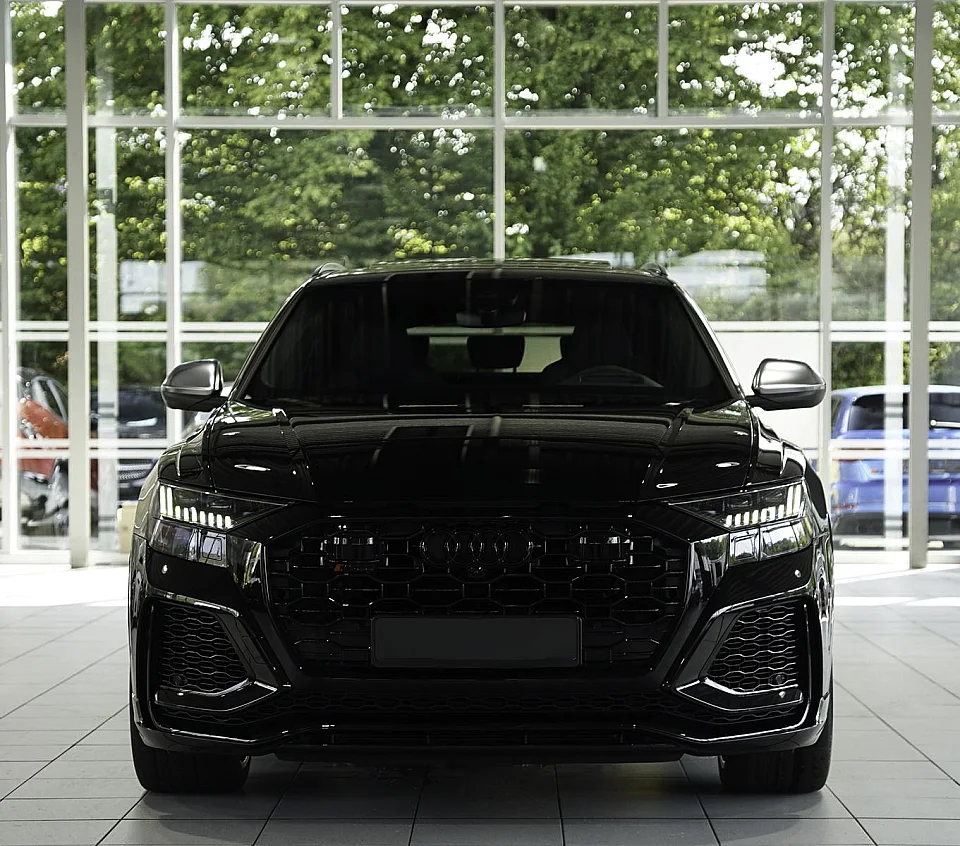 AUDI RS Q8 — photo 2