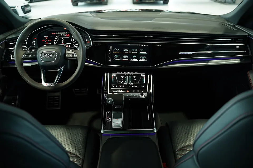 AUDI RS Q8 — photo 17