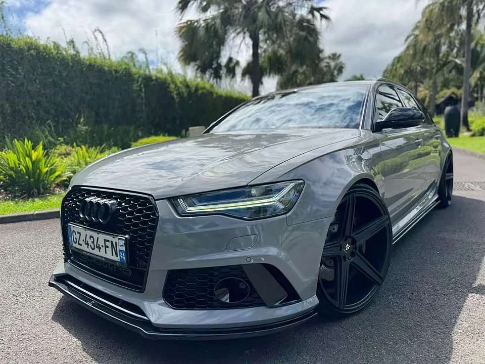 AUDI RS6 — photo 1