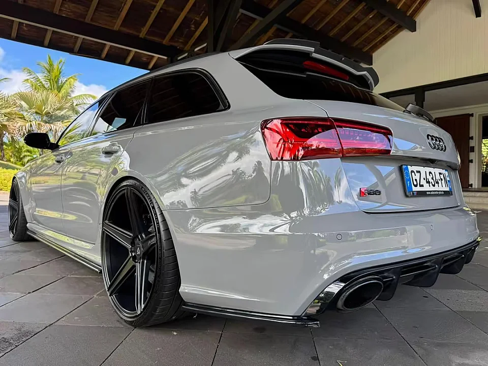 AUDI RS6 — photo 4