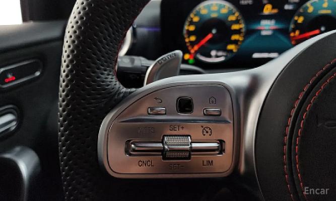 Mercedes A45AMG  — photo 10