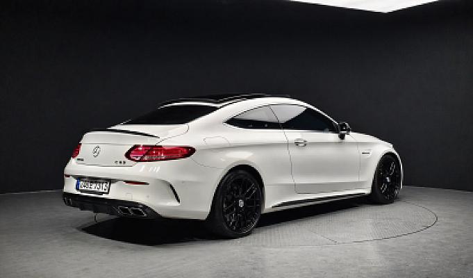 Mercedes C63AMG — photo 2