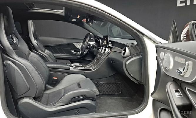 Mercedes C63AMG — photo 5