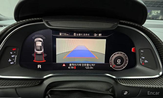 AUDI R8 V10 PLUS — photo 12
