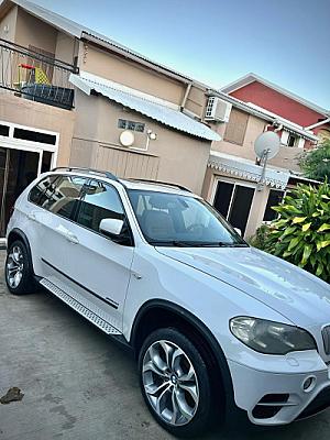 BMW X5 E70 50i (V8 408ch) - 3