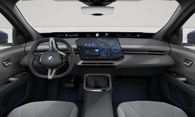 BMW iX3 50 xDrive — photo 6
