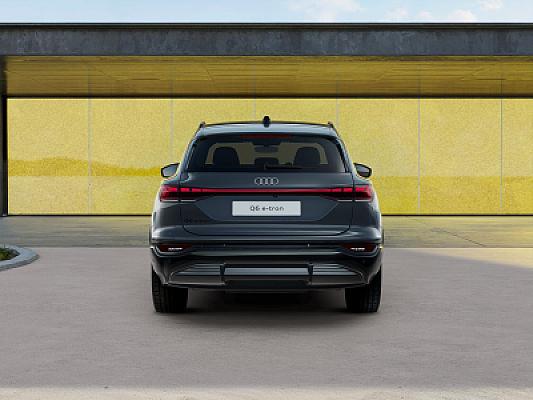 Audi Q6 e-tron S line performance — photo 4