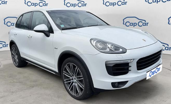 Porsche Cayenne — photo 2