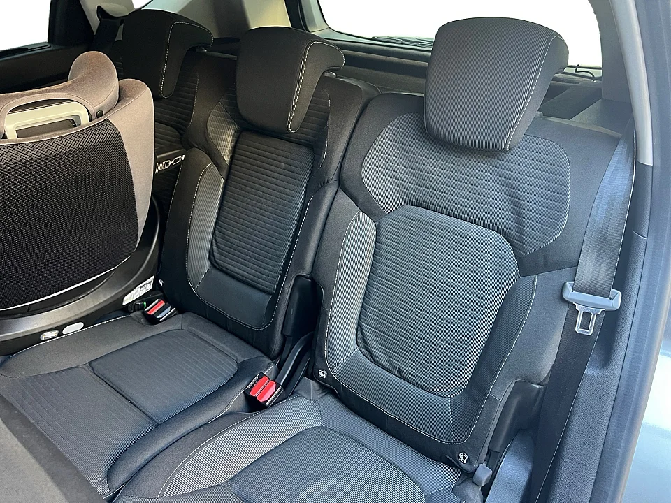 RENAULT SCENIC INTENS — photo 11
