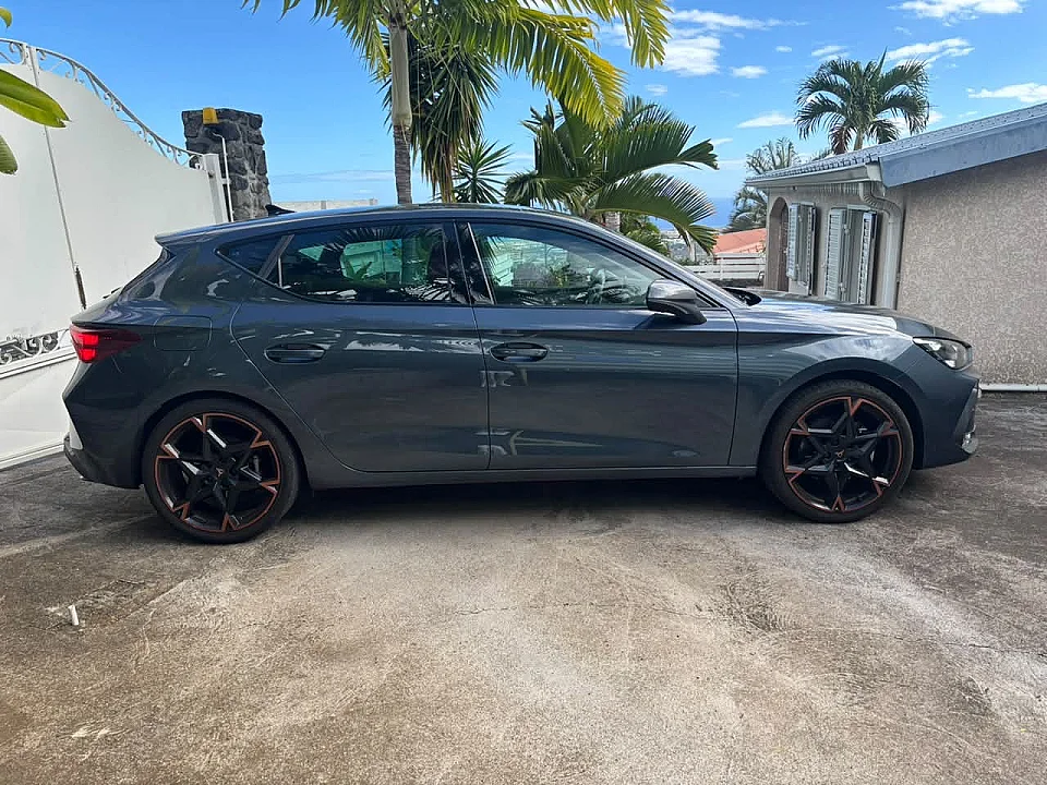 Cupra Leon  — photo 4