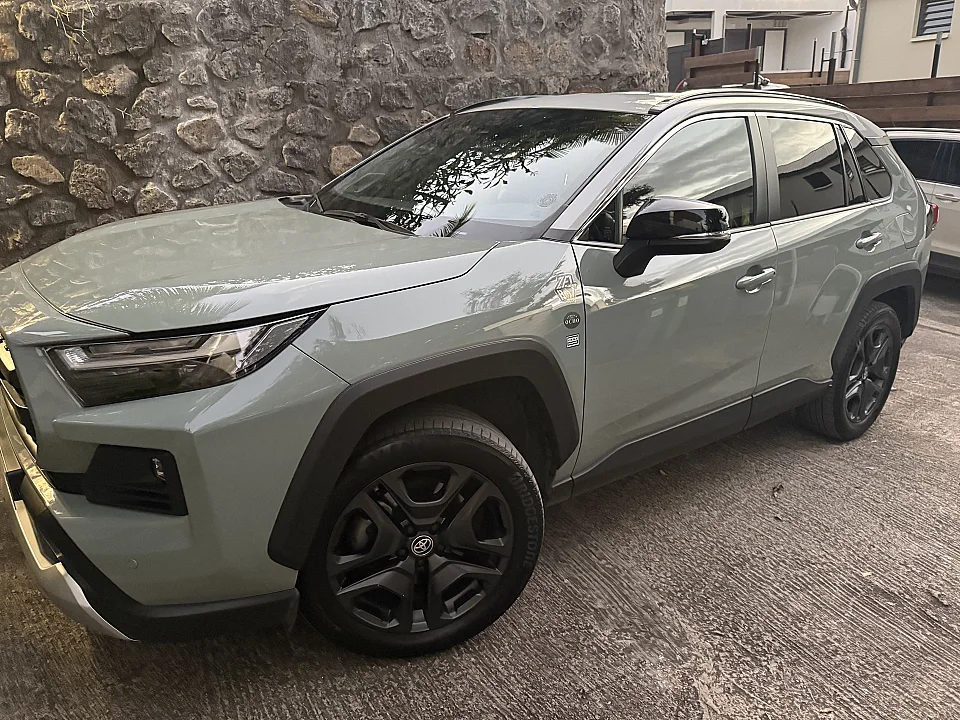 RAV 4 SPORT  — photo 1