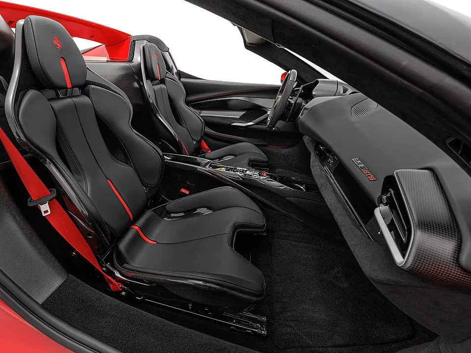 Ferrari 296 GTS ASSETTO FIORANO — photo 11