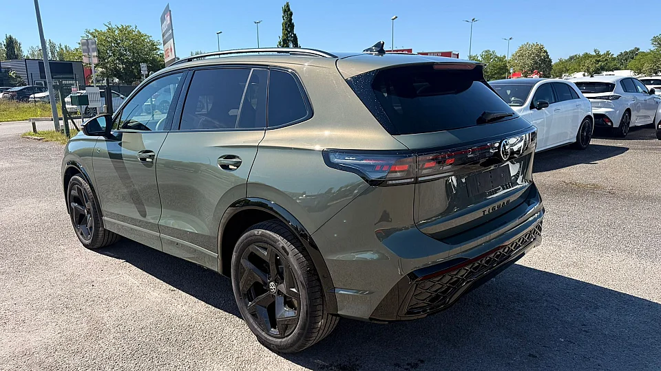 Volkswagen TIGUAN 1.5 eTSI 150ch R-Line +TOIT OUVRANT — photo 3