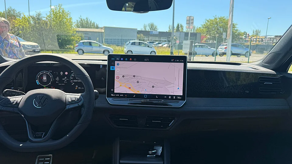 Volkswagen TIGUAN 1.5 eTSI 150ch R-Line +TOIT OUVRANT — photo 7