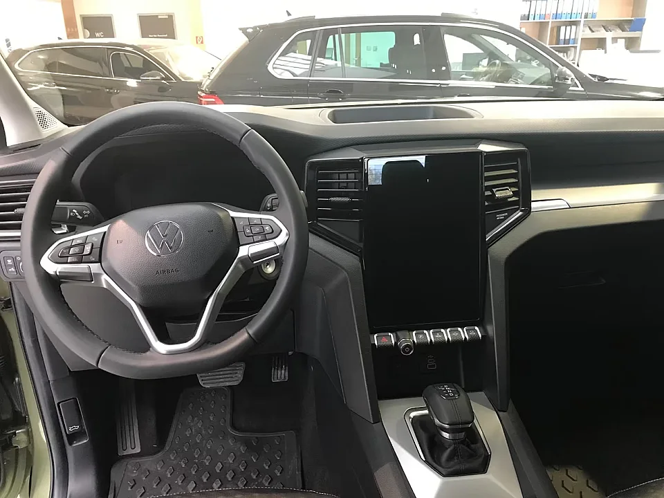 Volkswagen Amarok 2.0 TDI Life 4 Motion DSG — photo 6